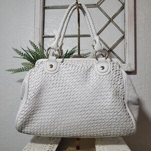 Elliot Lucca Real Leather Woven Off White Kisslock Diveders Handbag Carry-All